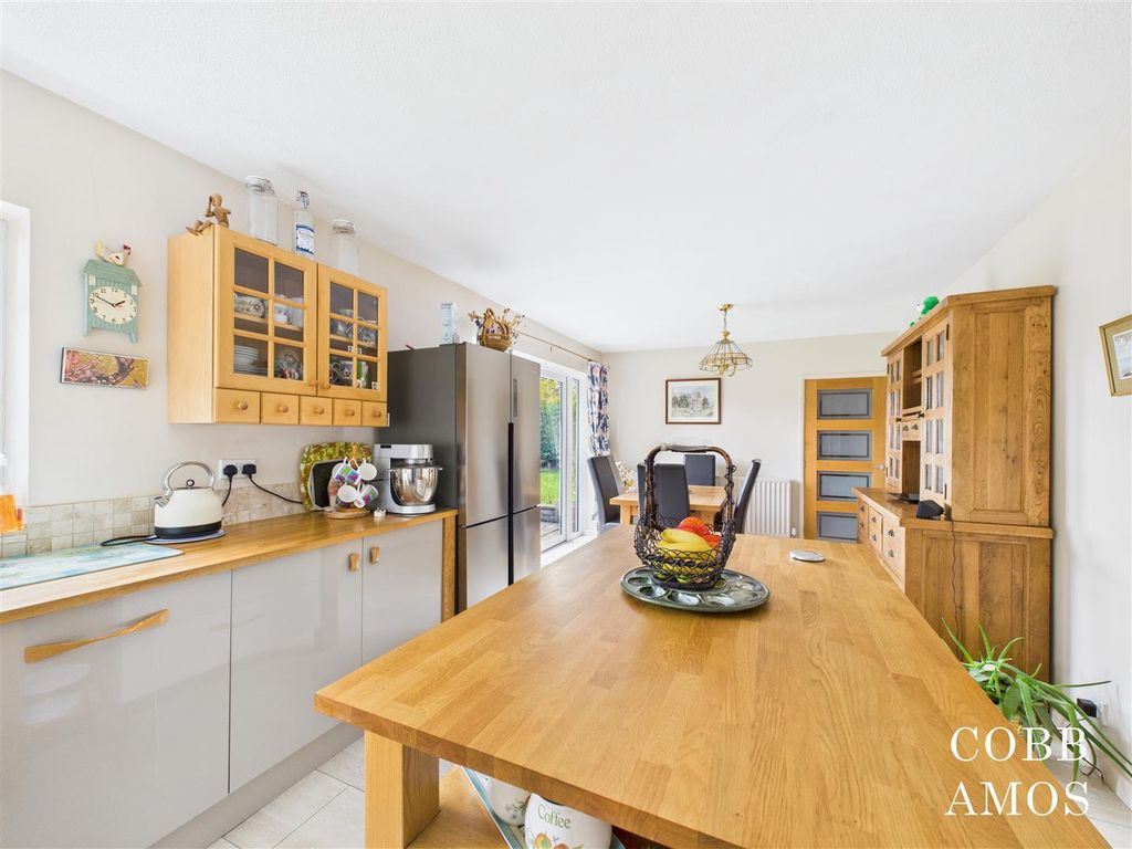 Property photo 2 of 26 Cam02803G0-Pr0237-Still013.Jpg