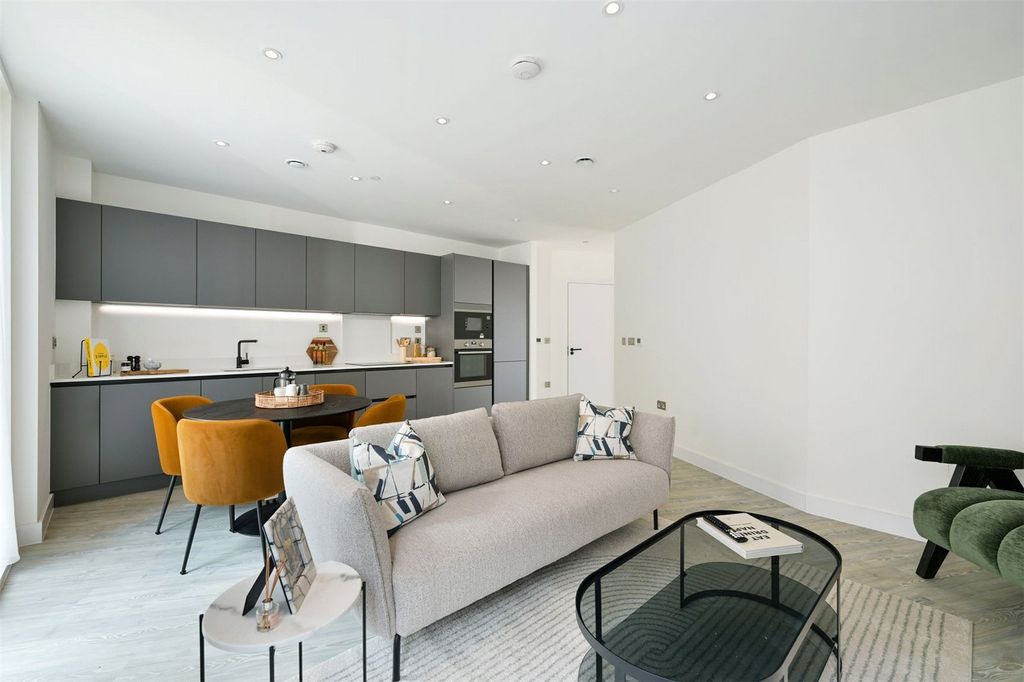 Additional image 3 of 2 bed flat for saleAppleton Way, Fusion At Knights Park, Eddington, Cambridge CB3