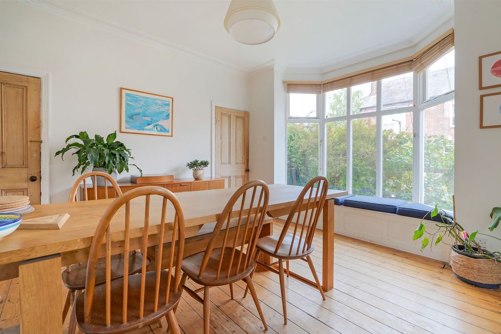 Property photo 3 of 30 Dining Room