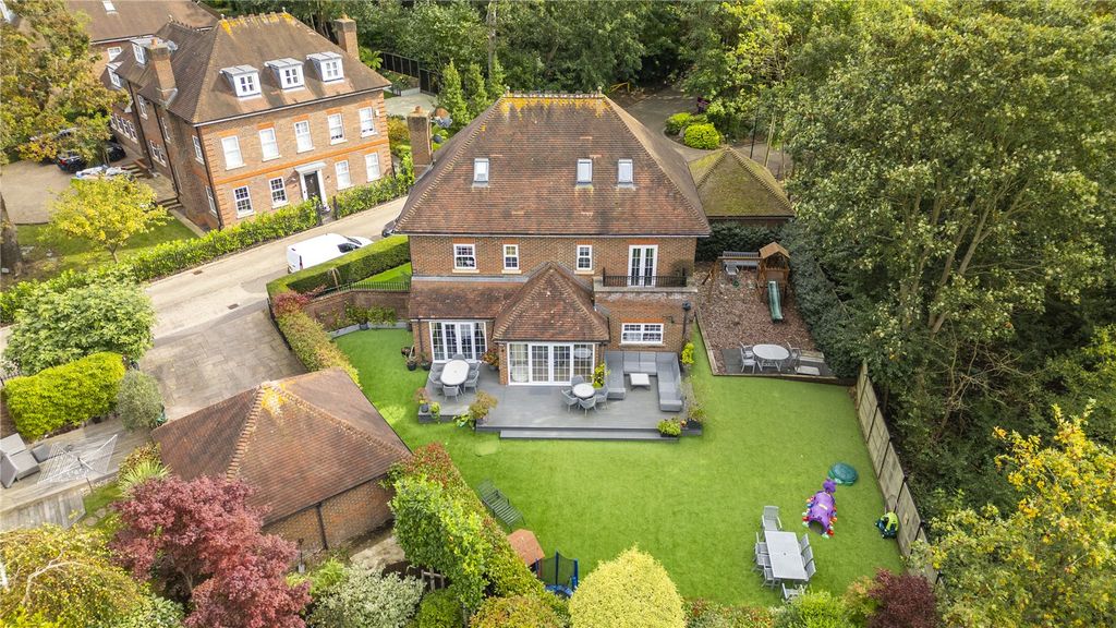 Property photo 2 of 34 Picture No. 34