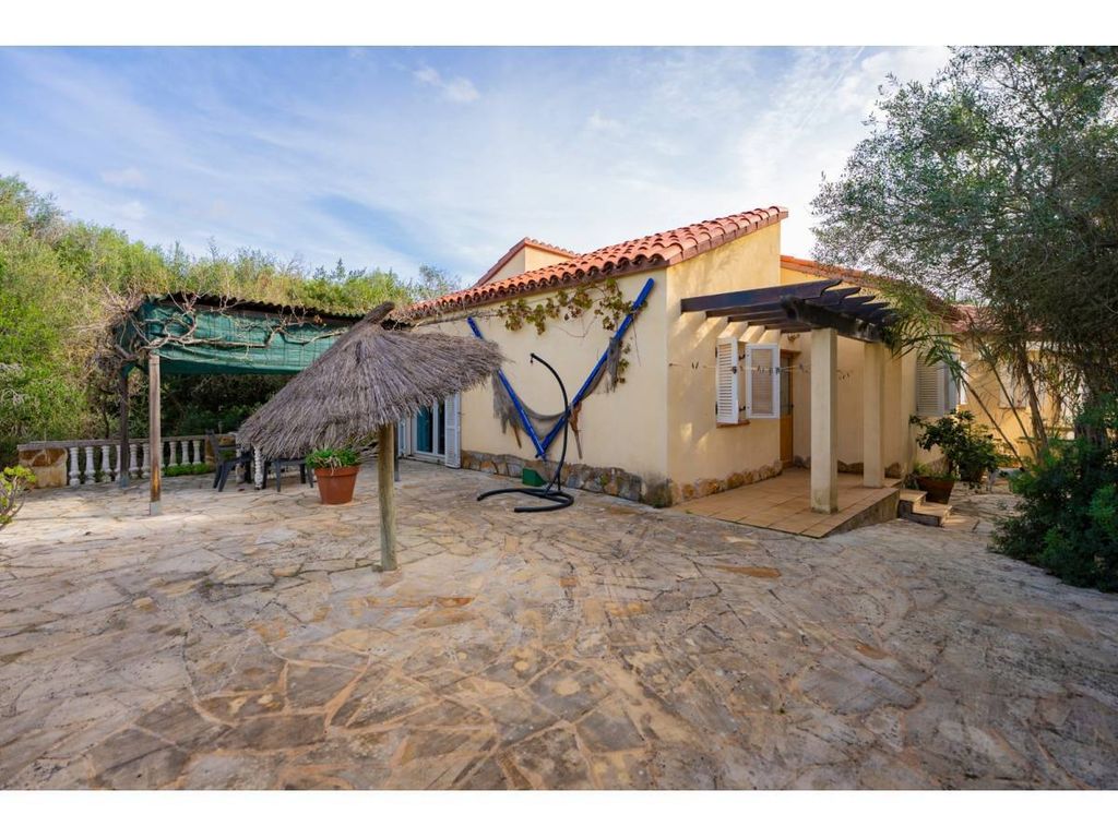 Property photo 2 of 30