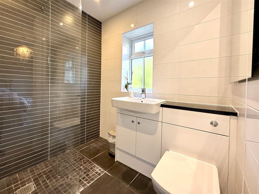 Additional image 20 of 4 bed detached house for saleLilleshall Way, Loughborough LE11