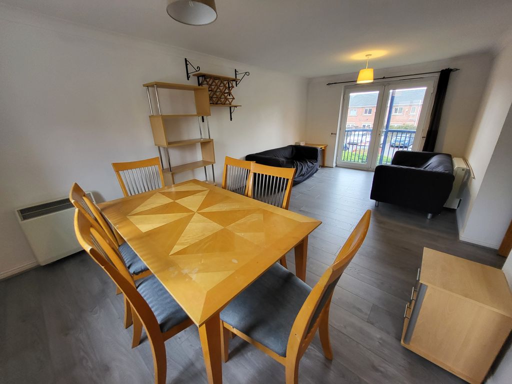 Property photo 3 of 12 Gallery