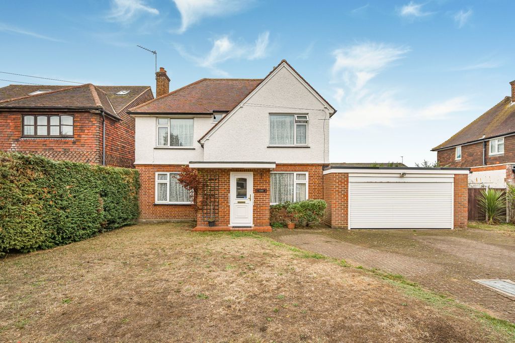 Property photo 1 of 24 Picture No. 01