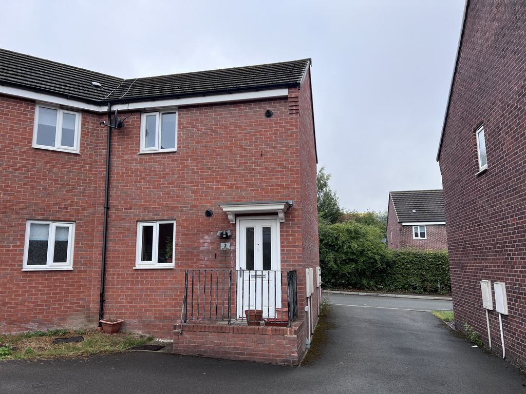 Property photo 1 of 7 Front