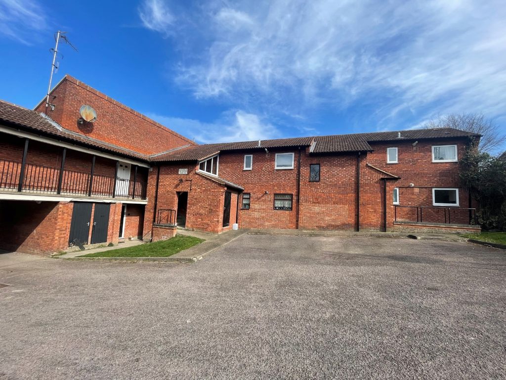 Property photo 1 of 6 3992410