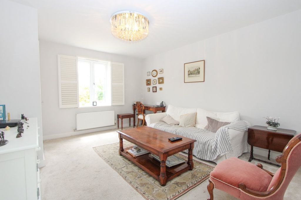 Property photo 3 of 29