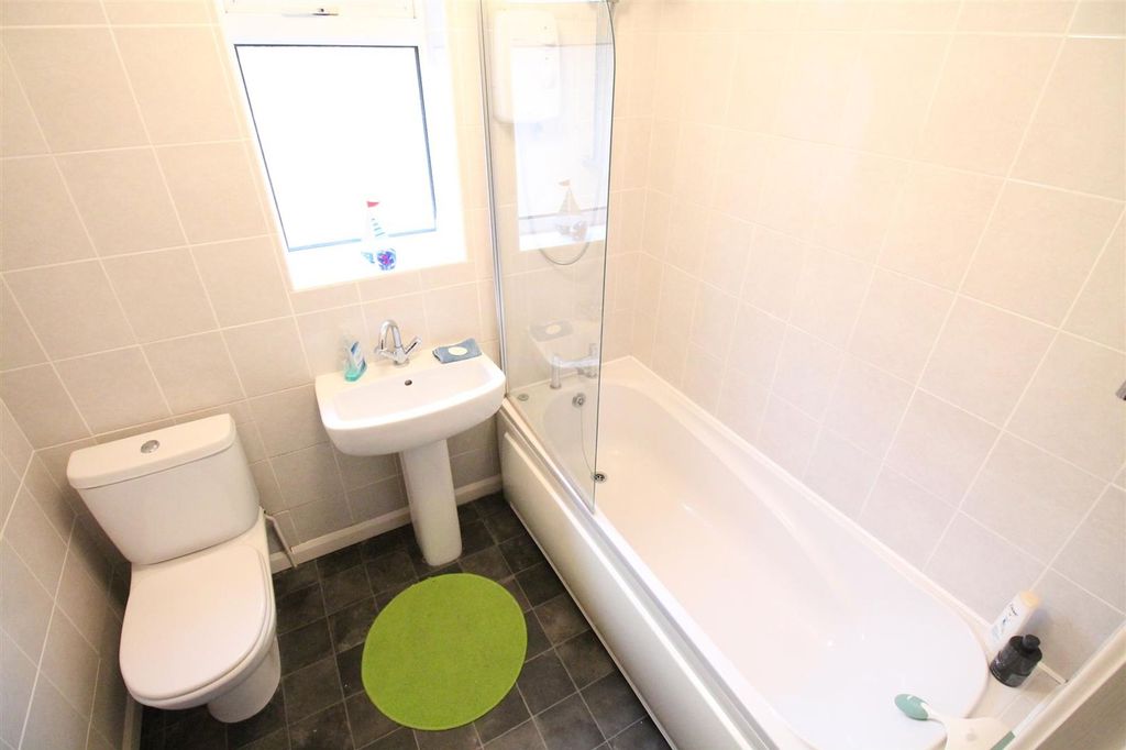 Property photo 3 of 12 Img_6890.Jpg