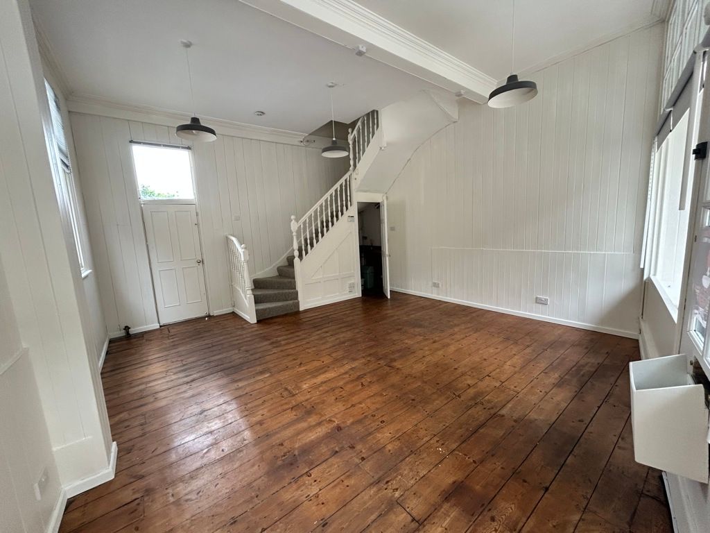 Property photo 2 of 5 Photo 1