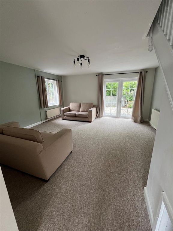 Property photo 3 of 13 3.Jpg