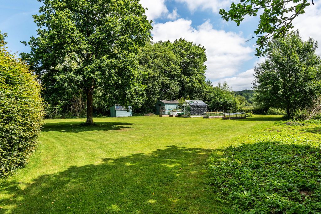Additional image 29 of 4 bed country house for saleItchingwood Common Road, Limpsfield, Oxted, Surrey RH8