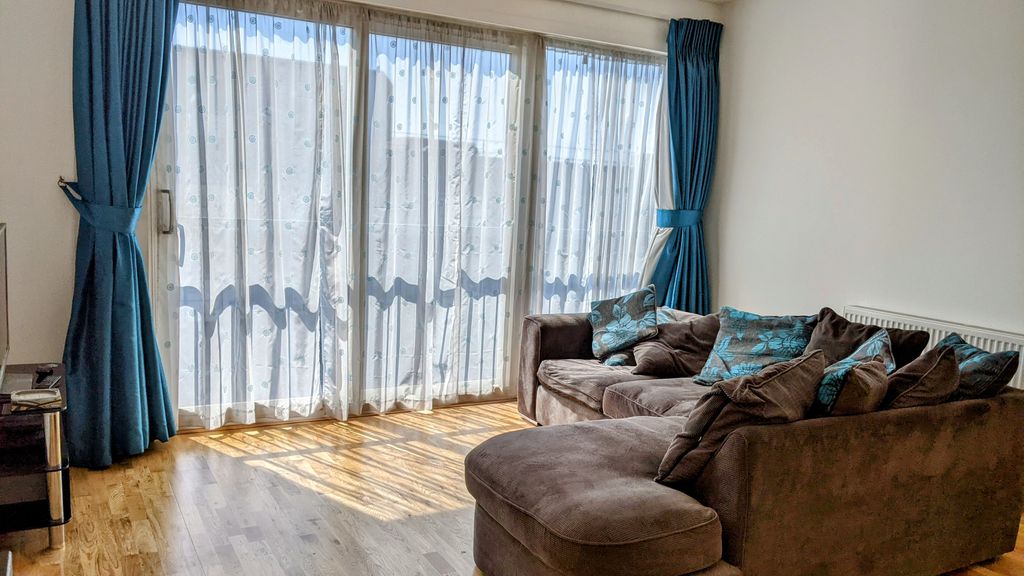 Property photo 3 of 7 Reception Room