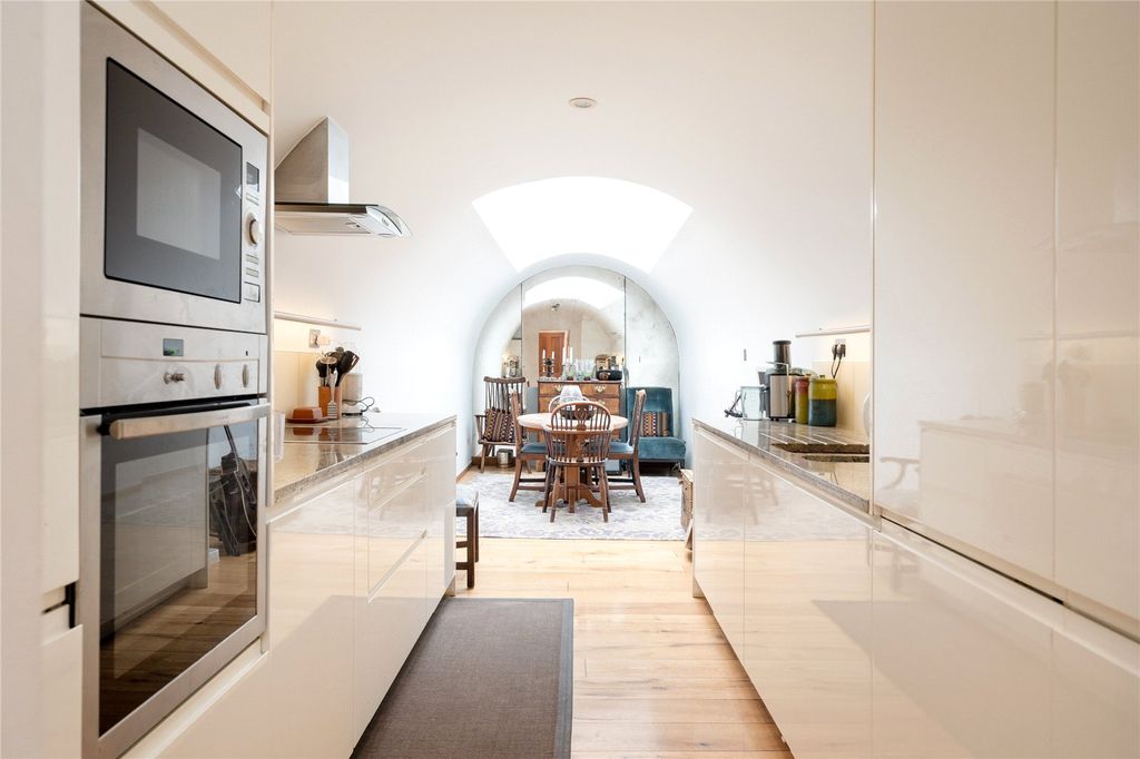 Property photo 3 of 15 Picture No. 15