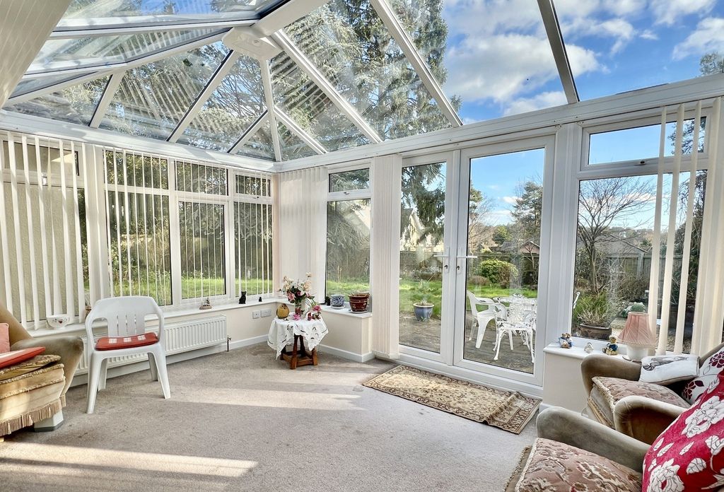 Property photo 3 of 18 Gallery