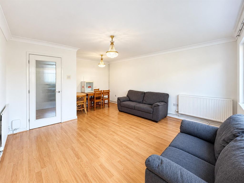 Property photo 2 of 8 Reception Room