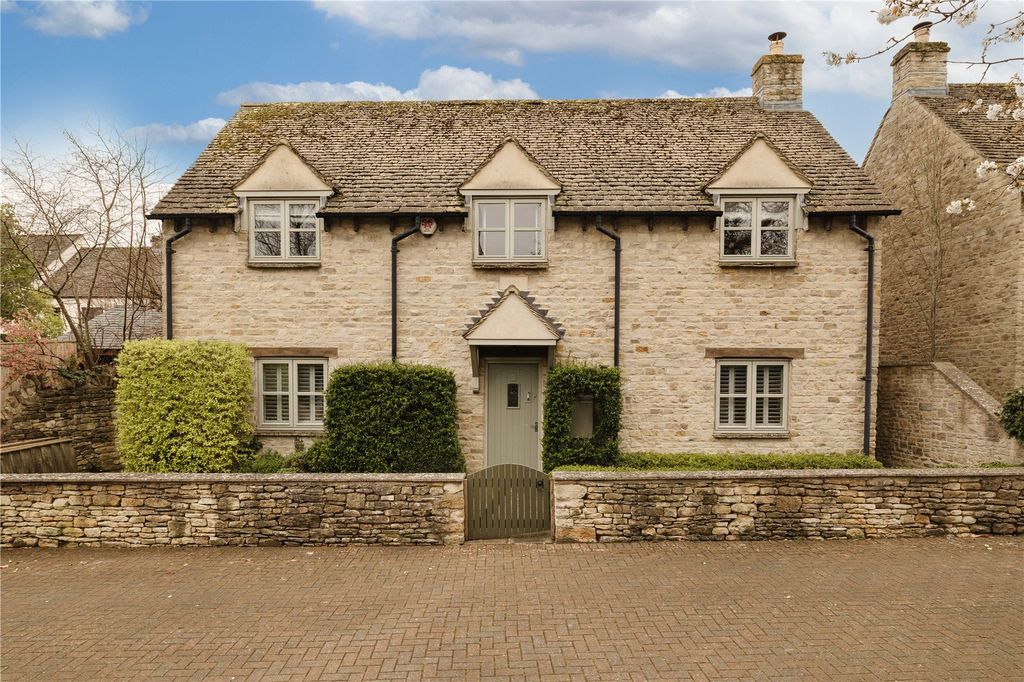 Property photo 1 of 15 Picture No. 02