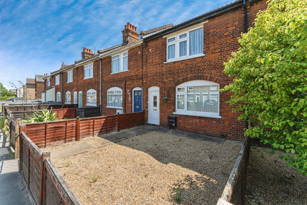 Property photo 1 of 17