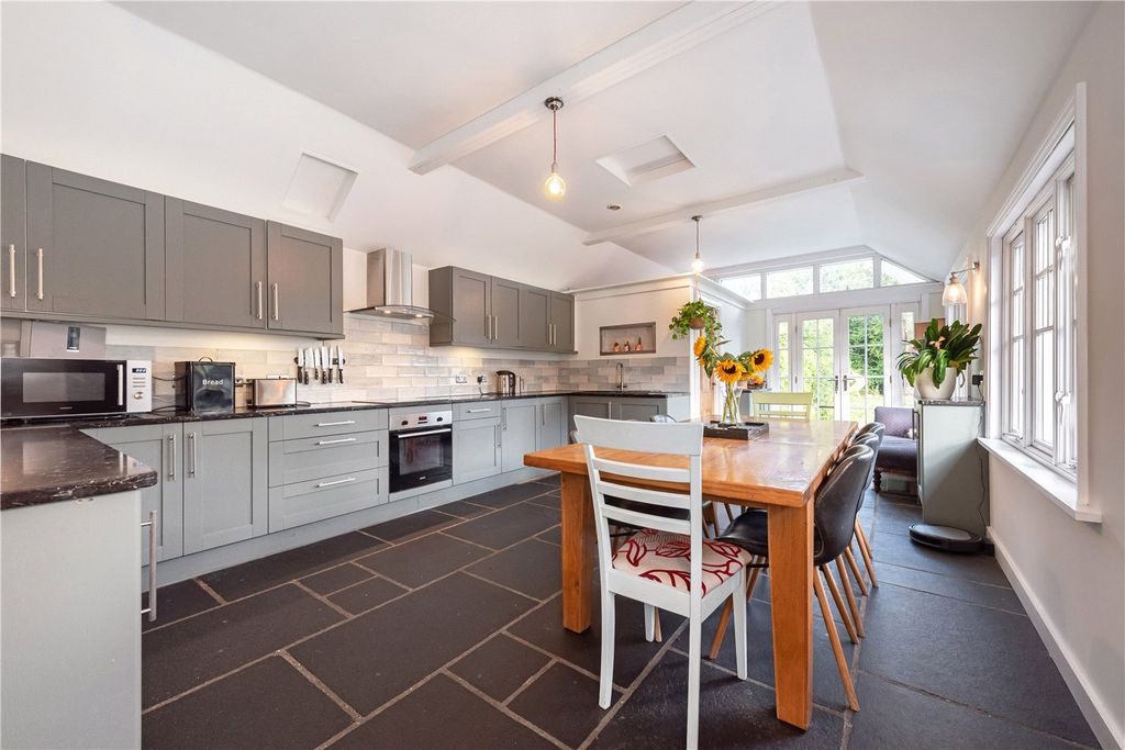 Property photo 2 of 17 Kitchen