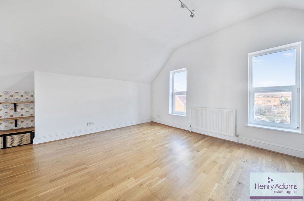 Additional image 6 of 1 bed flat for saleStation Road, Petersfield GU32