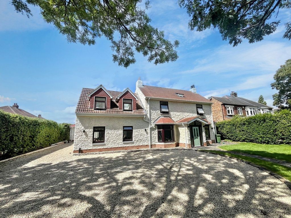 Property photo 1 of 24