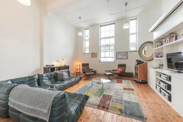 Property photo 2 of 13