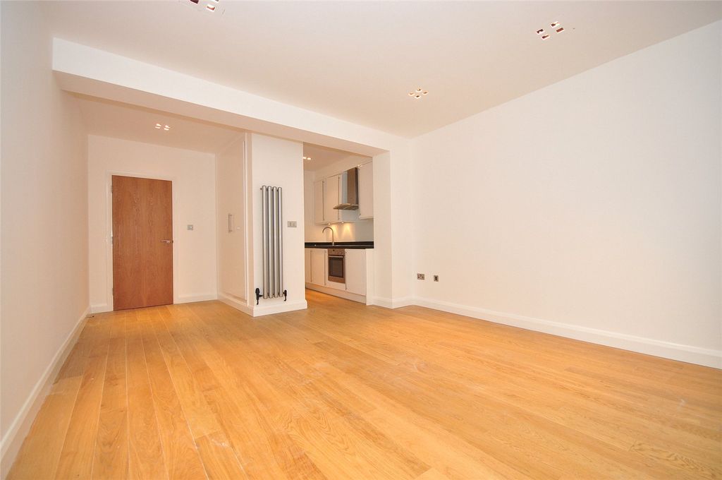 Property photo 3 of 6 Goodwins House