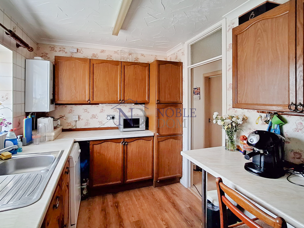 Property photo 2 of 7 Gallery