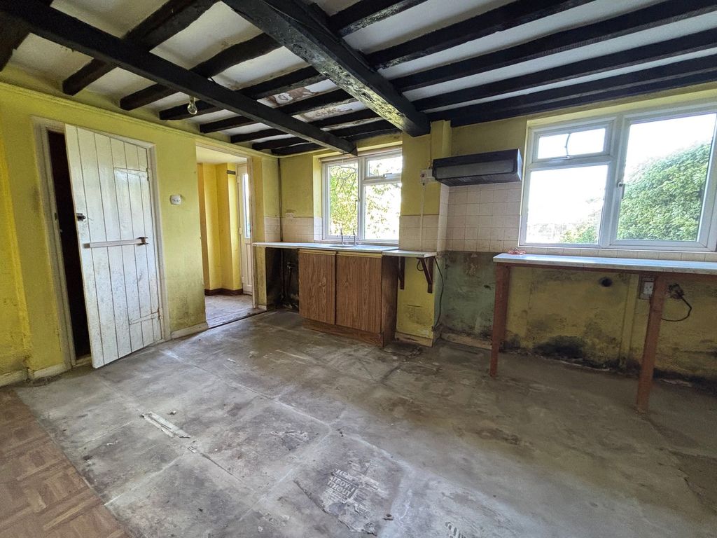 Property photo 3 of 7