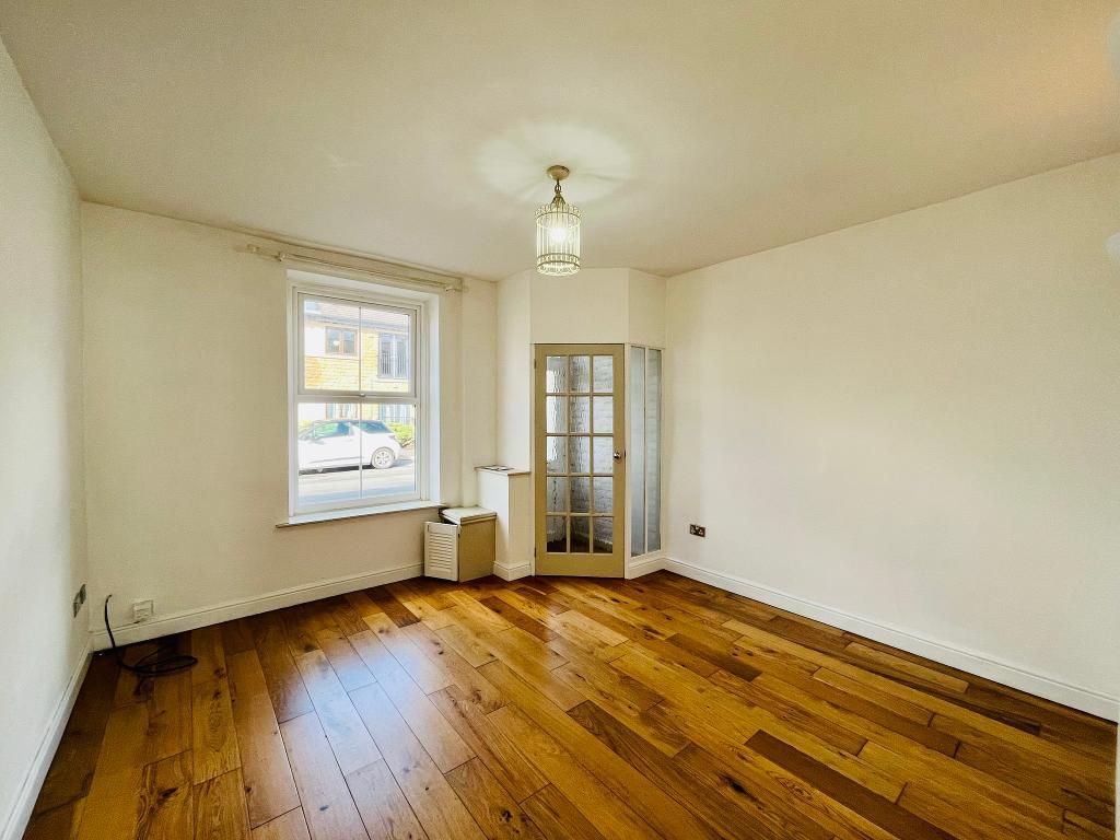 Property photo 3 of 19 Photo 3