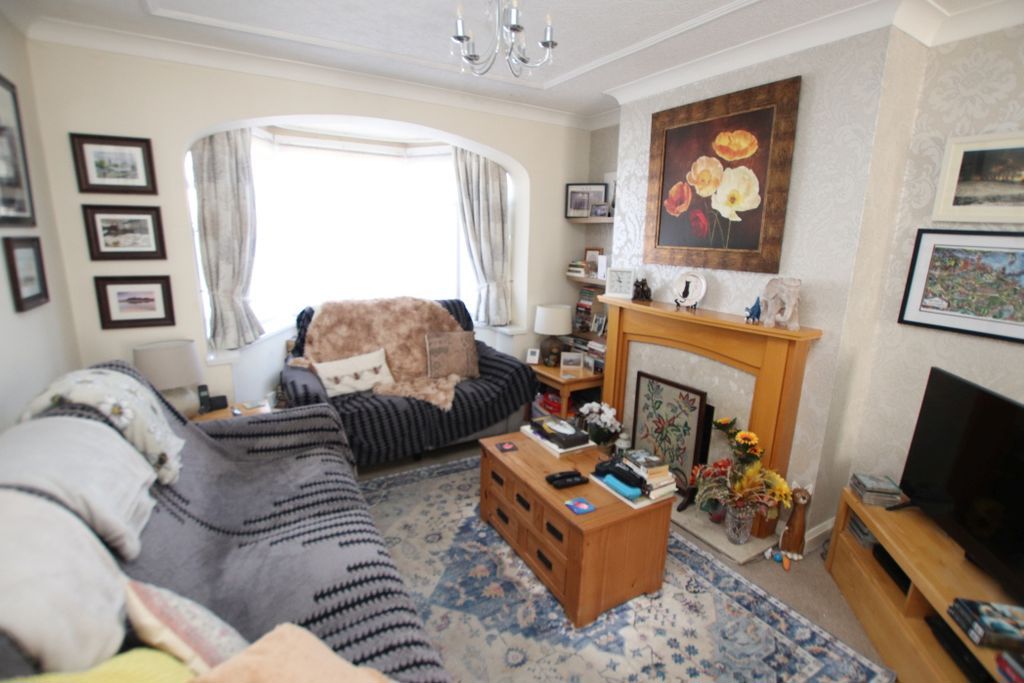 Property photo 2 of 9 Photo 8