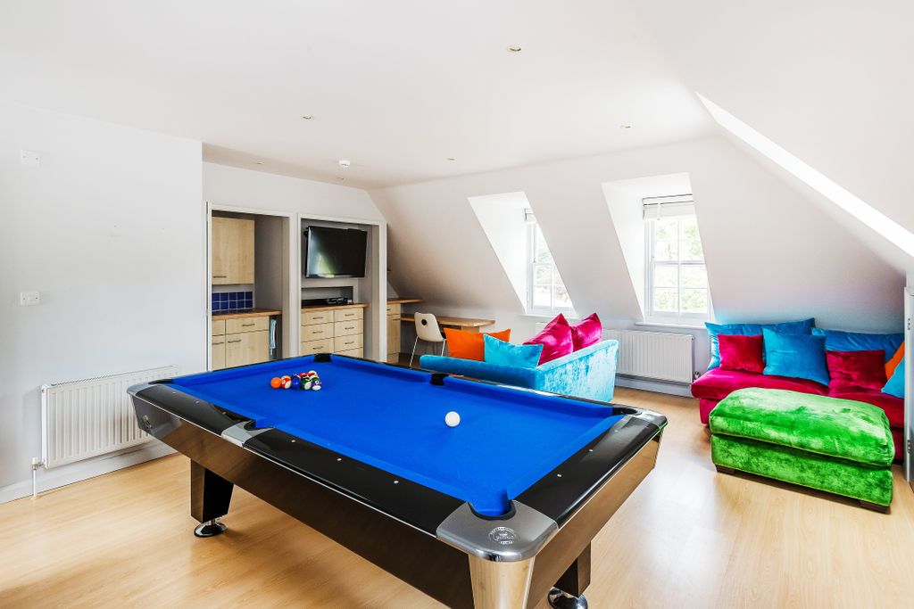 Additional image 16 of 7 bed property for saleNew Road, Esher, Surrey KT10