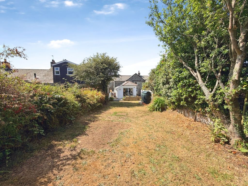 Property photo 3 of 27 4860648