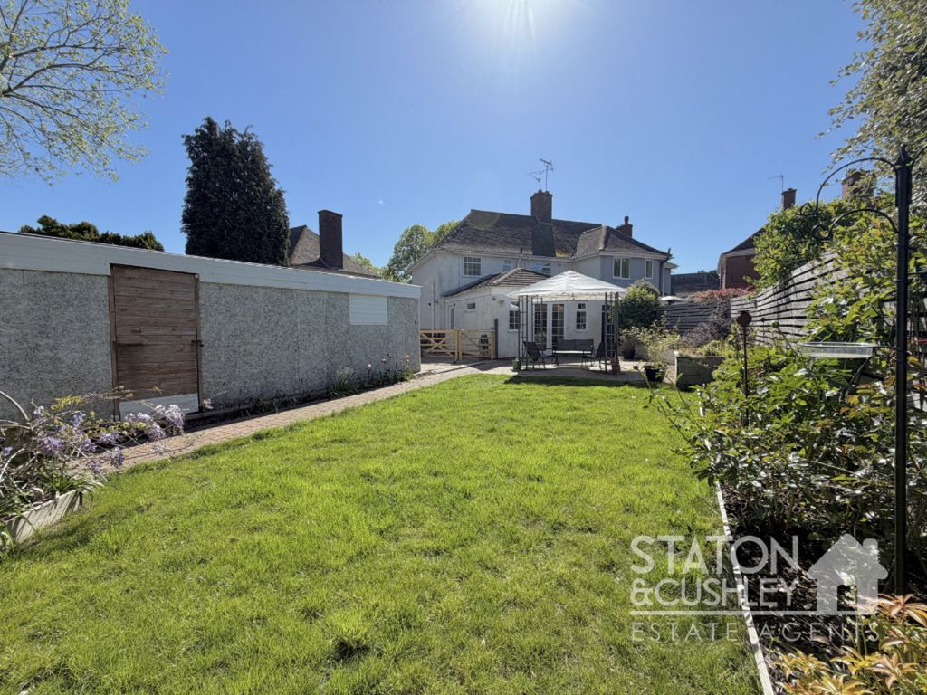 Property photo 2 of 25