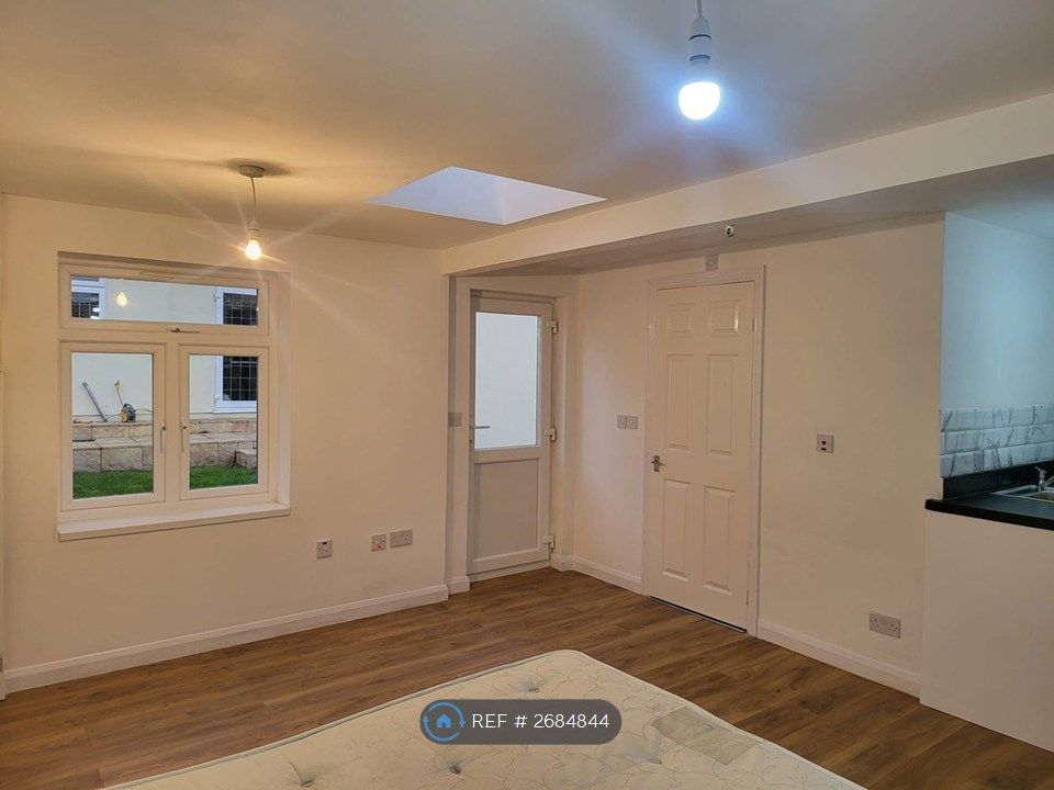 Property photo 1 of 5 North View