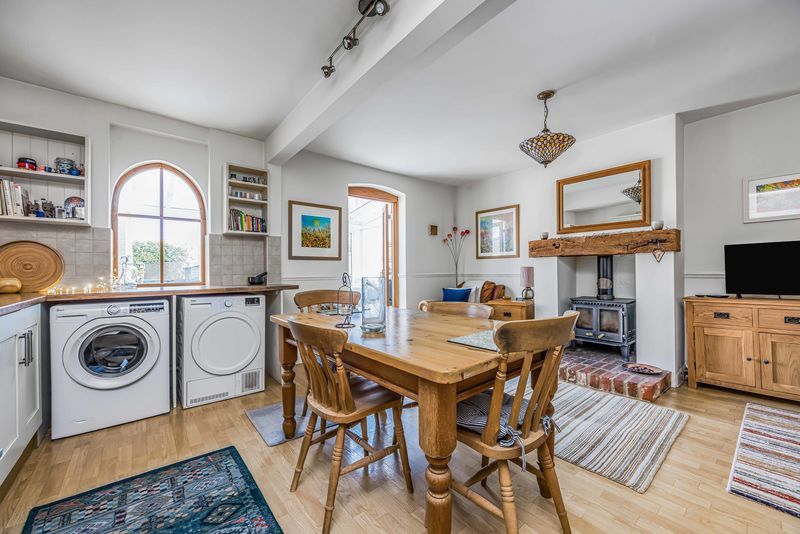 Property photo 3 of 22 Photo 14