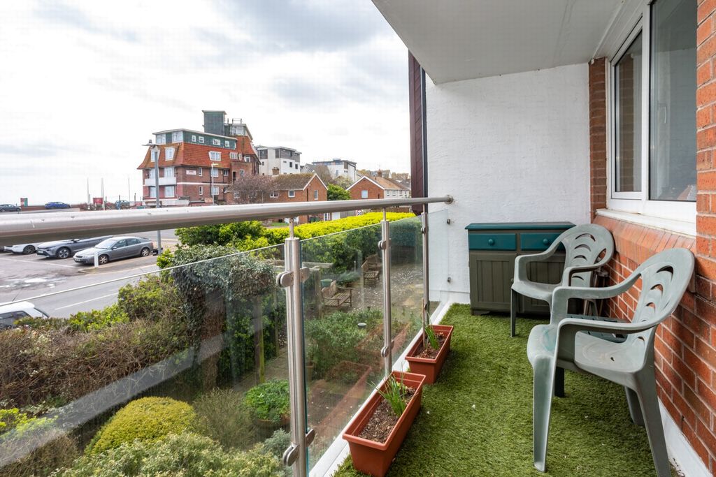 Property photo 2 of 15 Balcony