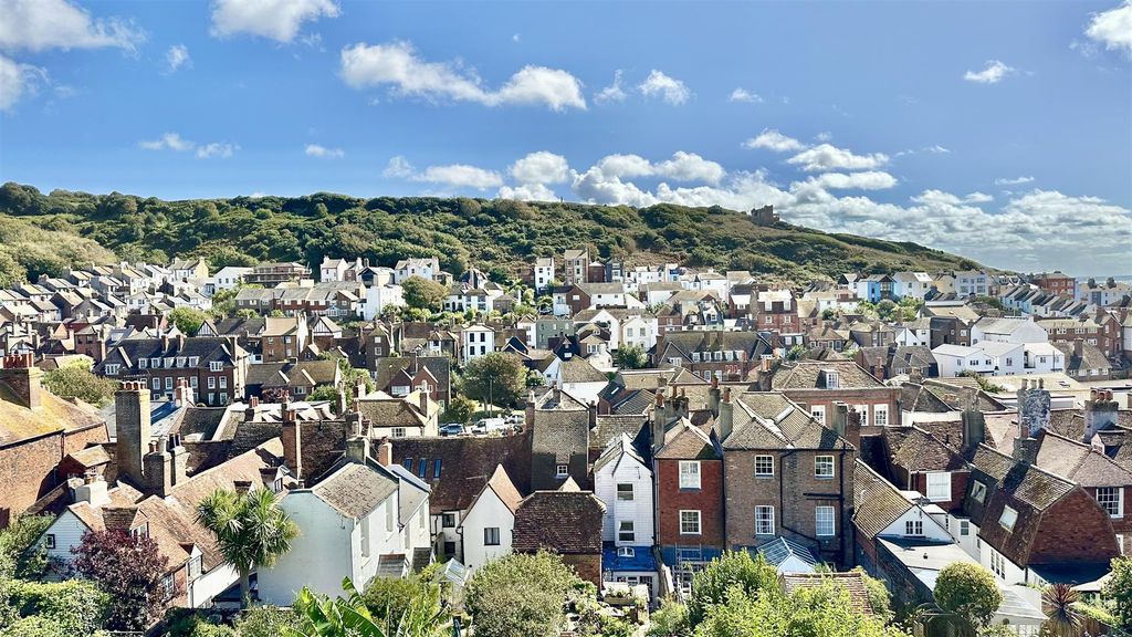 Property photo 1 of 40