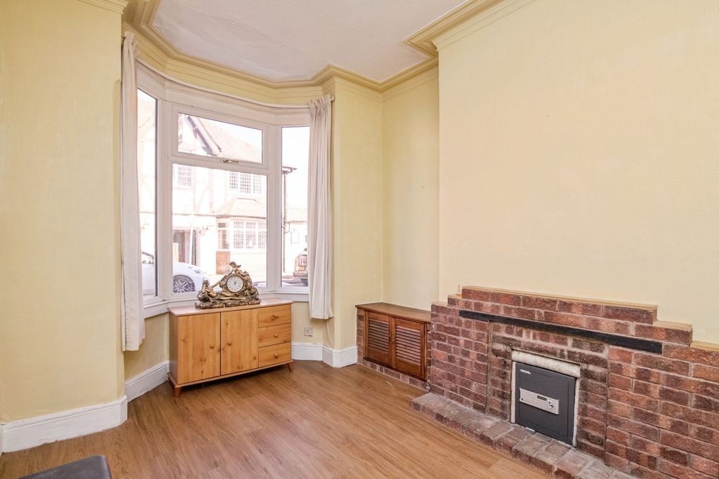 Property photo 2 of 26 Pbox-Img.Jpg