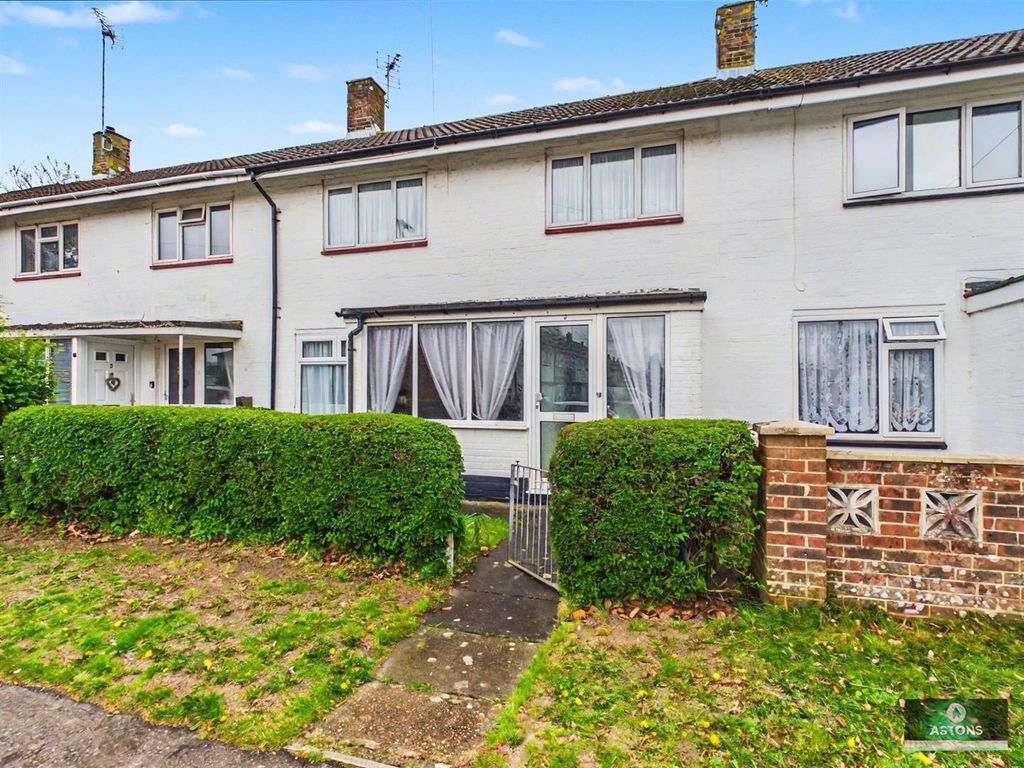 Property photo 1 of 16 Cam02067G0-Pr0245-Still020.Jpg