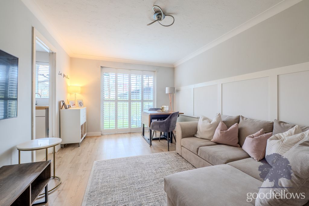 Property photo 3 of 11 Picture 3