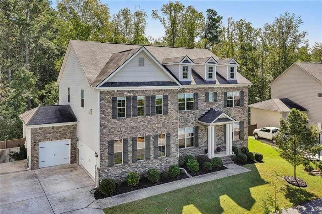 Property photo 1 of 31