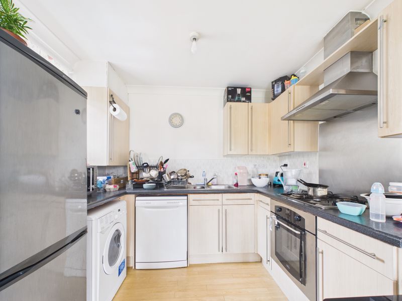 Property photo 2 of 8 Kitchen