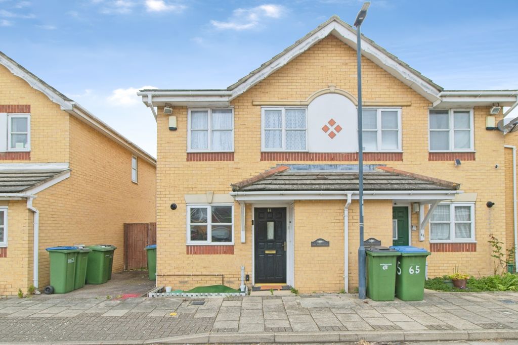 Property photo 1 of 20