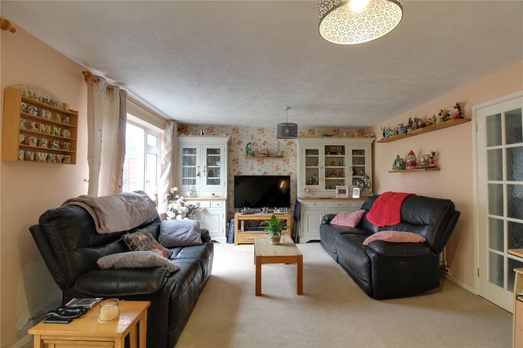 Property photo 2 of 13 Picture No. 03