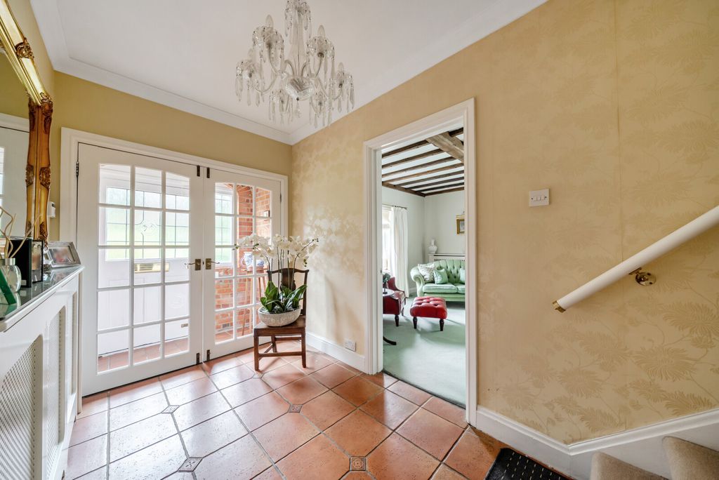 Property photo 2 of 45 1470505-24-6A2c15...