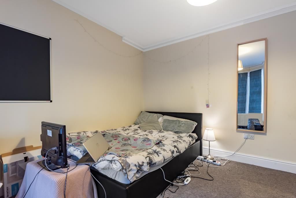 Property photo 3 of 10 Bedroom