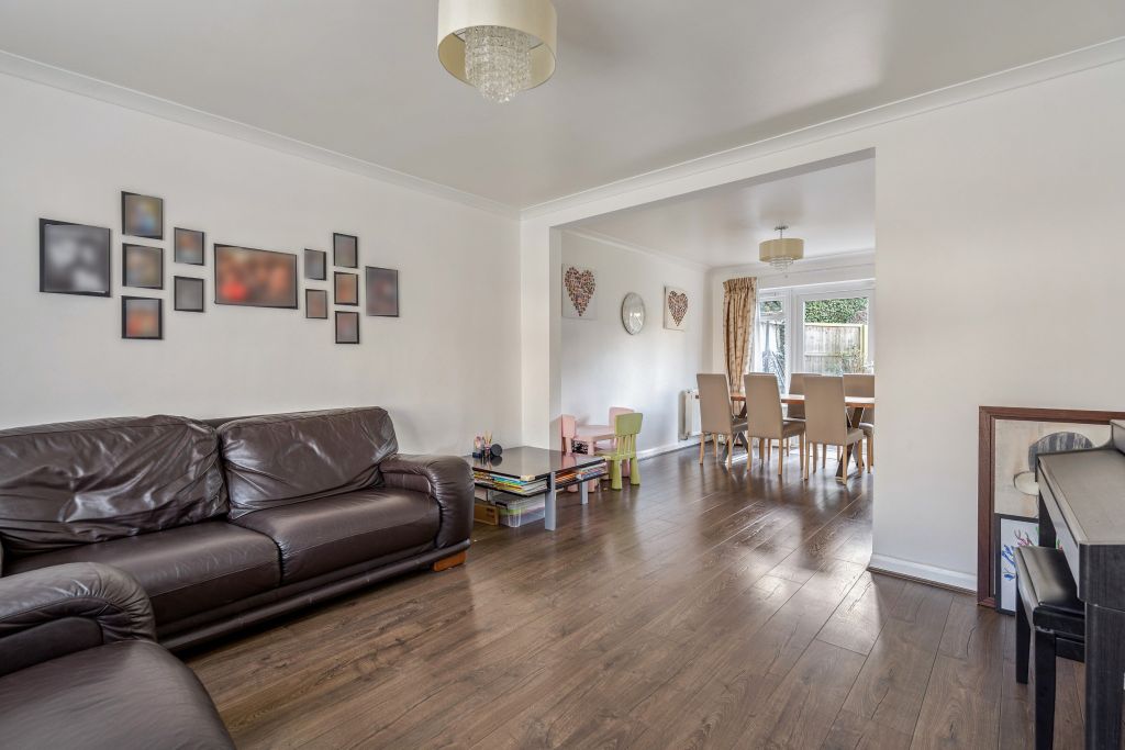 Property photo 3 of 15