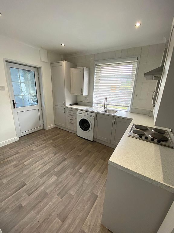 Property photo 3 of 27