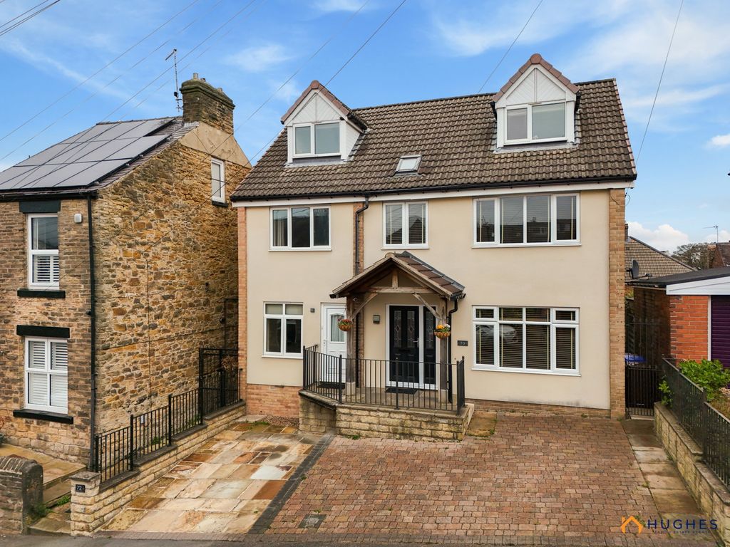 Property photo 1 of 51