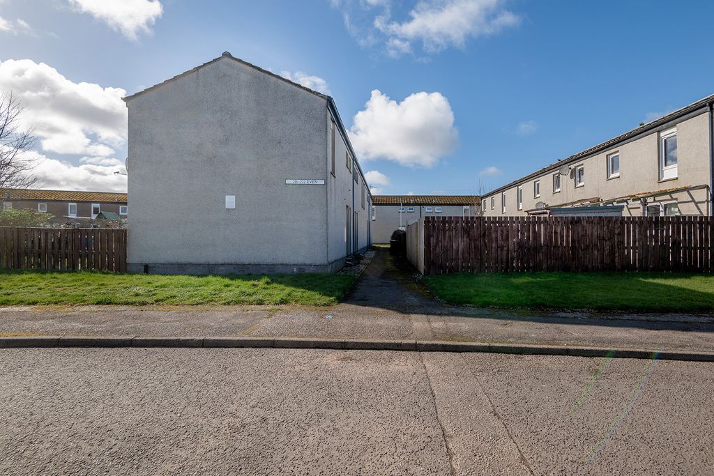 Property photo 1 of 26